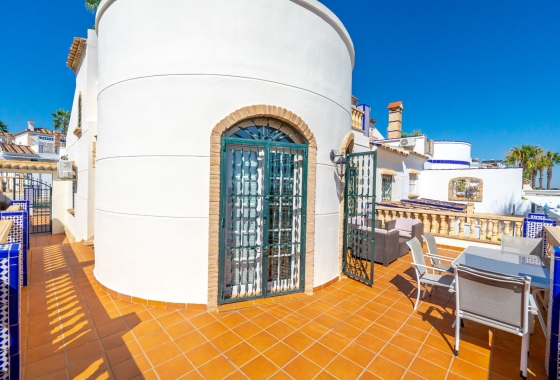 Resale - Villa - Orihuela Costa - Villamartín