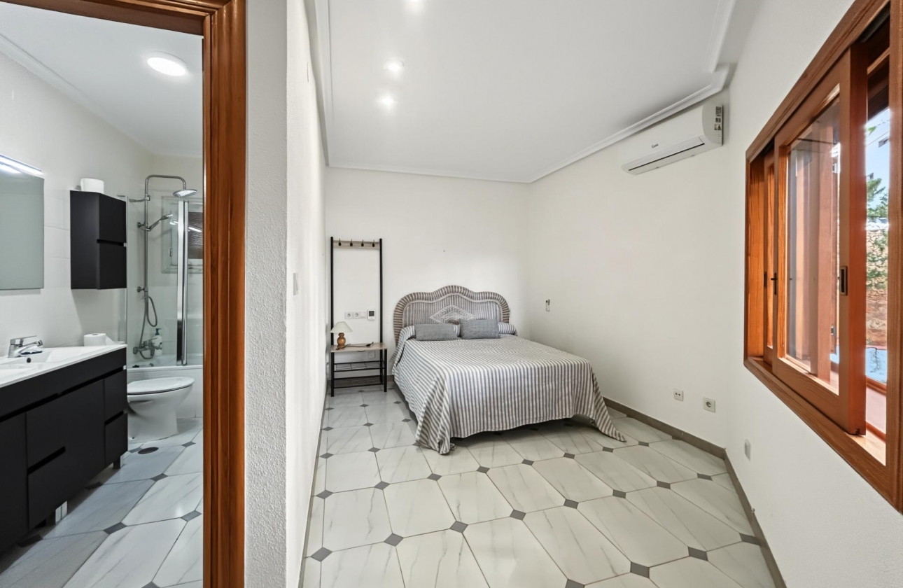Reventa - Villa - Orihuela Costa - Campoamor