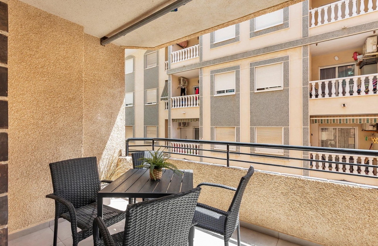 Reventa - Apartment - Torrevieja - Playa de los Locos