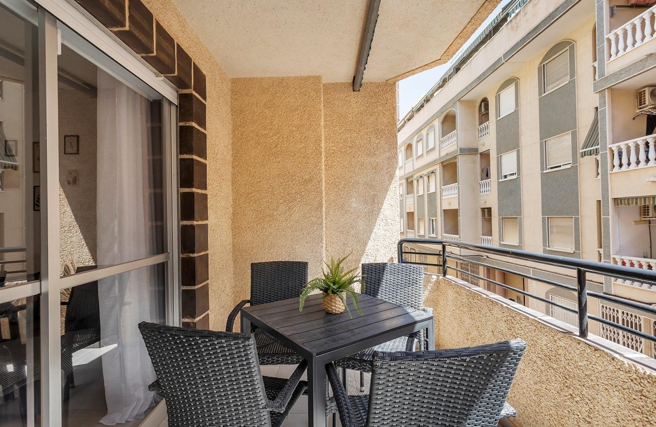 Reventa - Apartment - Torrevieja - Playa de los Locos