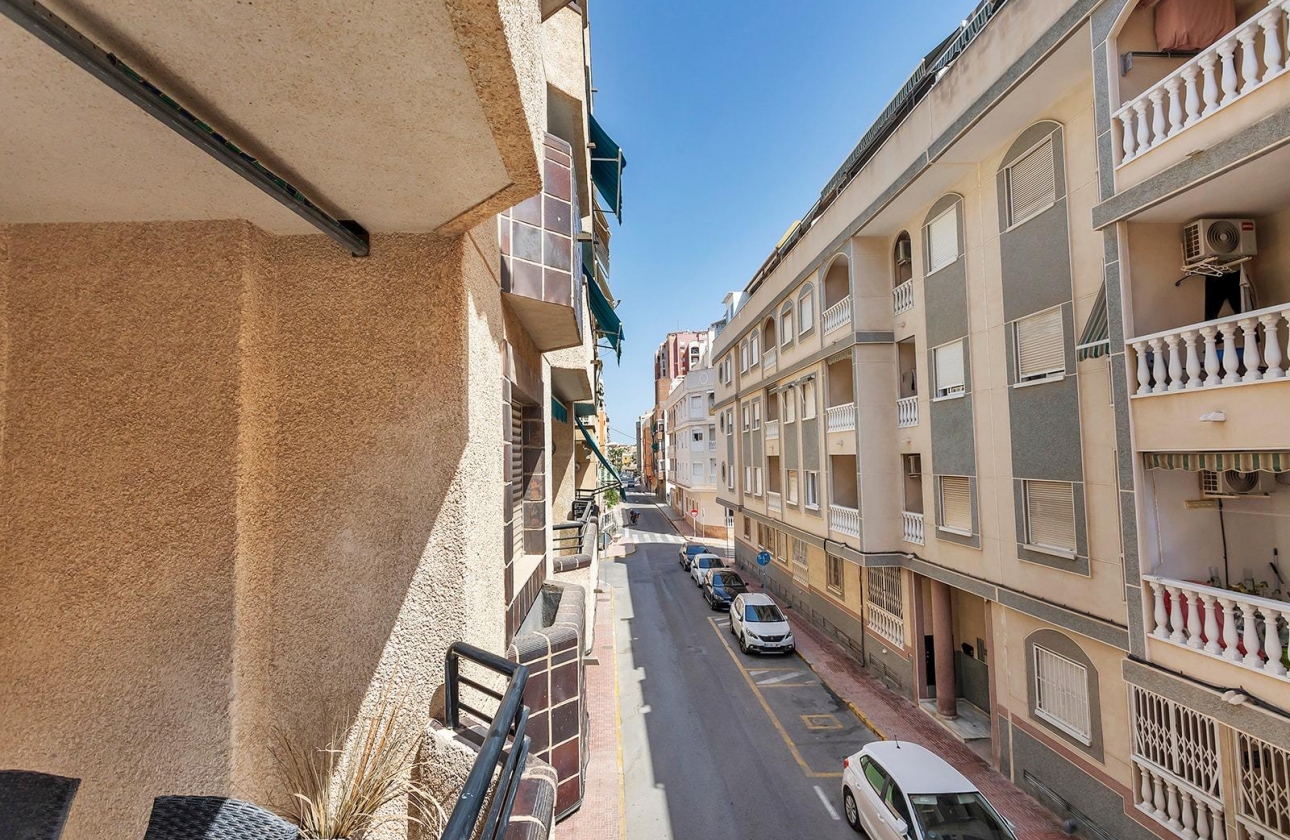Reventa - Apartment - Torrevieja - Playa de los Locos
