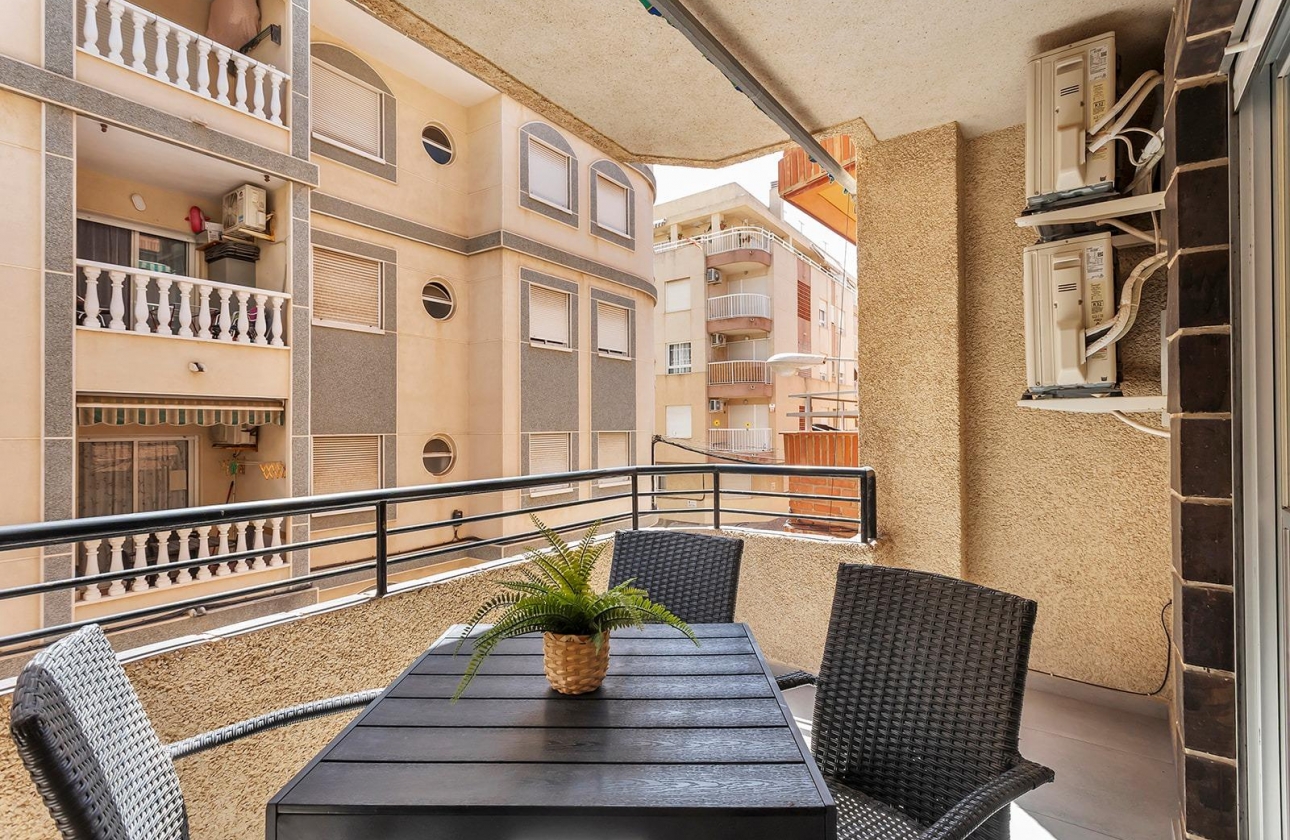 Reventa - Apartment - Torrevieja - Playa de los Locos
