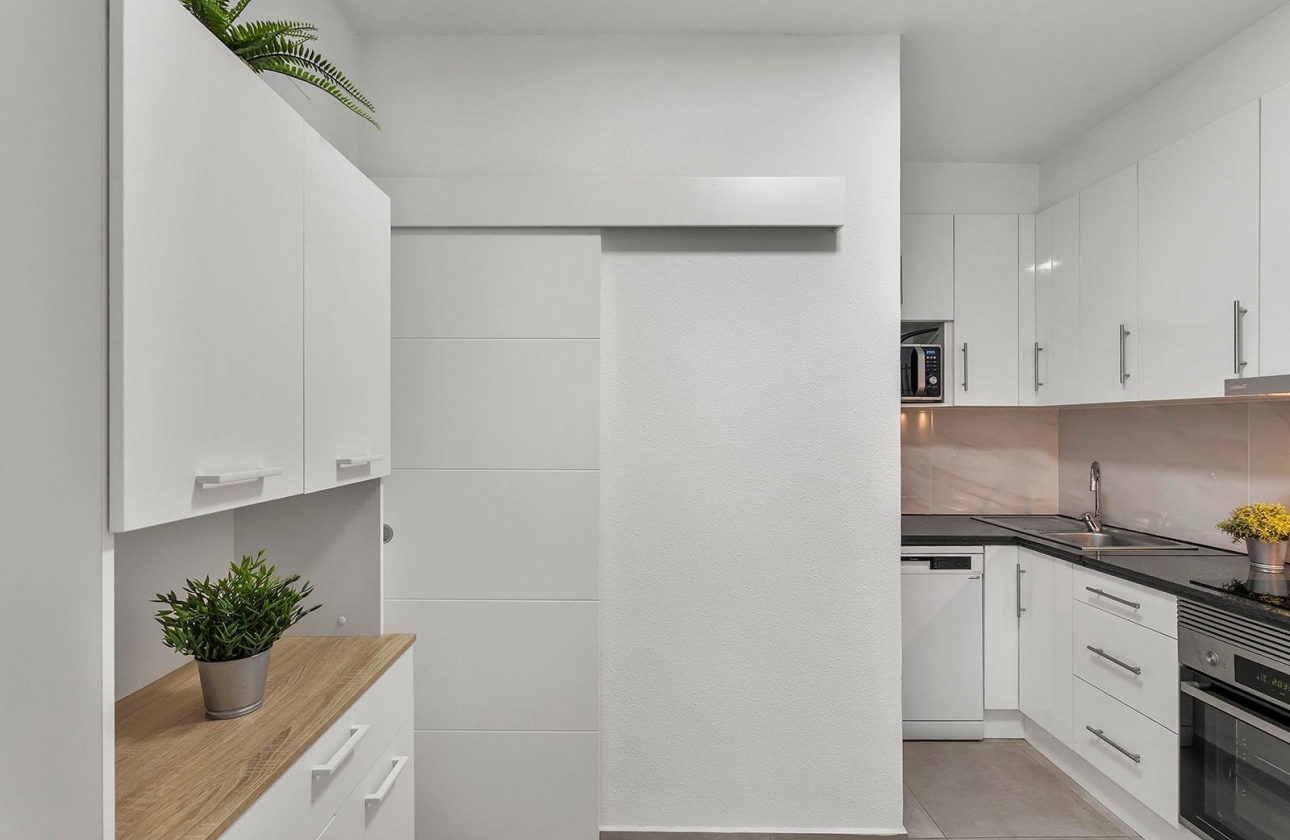 Reventa - Apartment - Torrevieja - Playa de los Locos