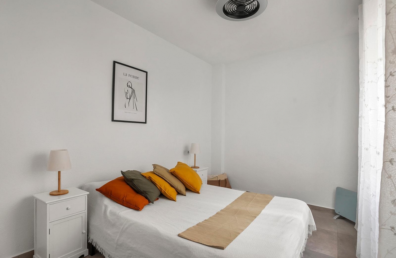Reventa - Apartment - Torrevieja - Playa de los Locos