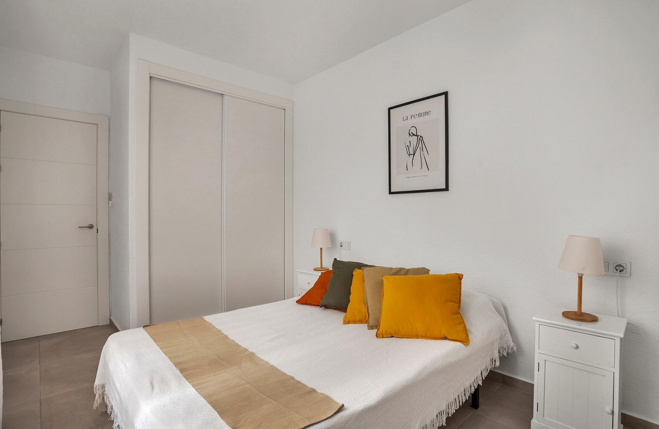 Reventa - Apartment - Torrevieja - Playa de los Locos