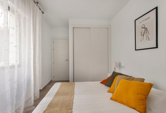 Reventa - Apartment - Torrevieja - Playa de los Locos