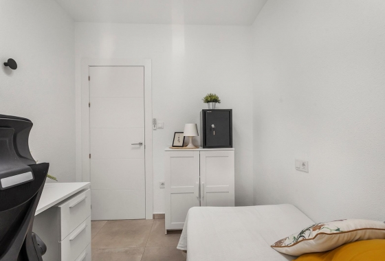 Reventa - Apartment - Torrevieja - Playa de los Locos