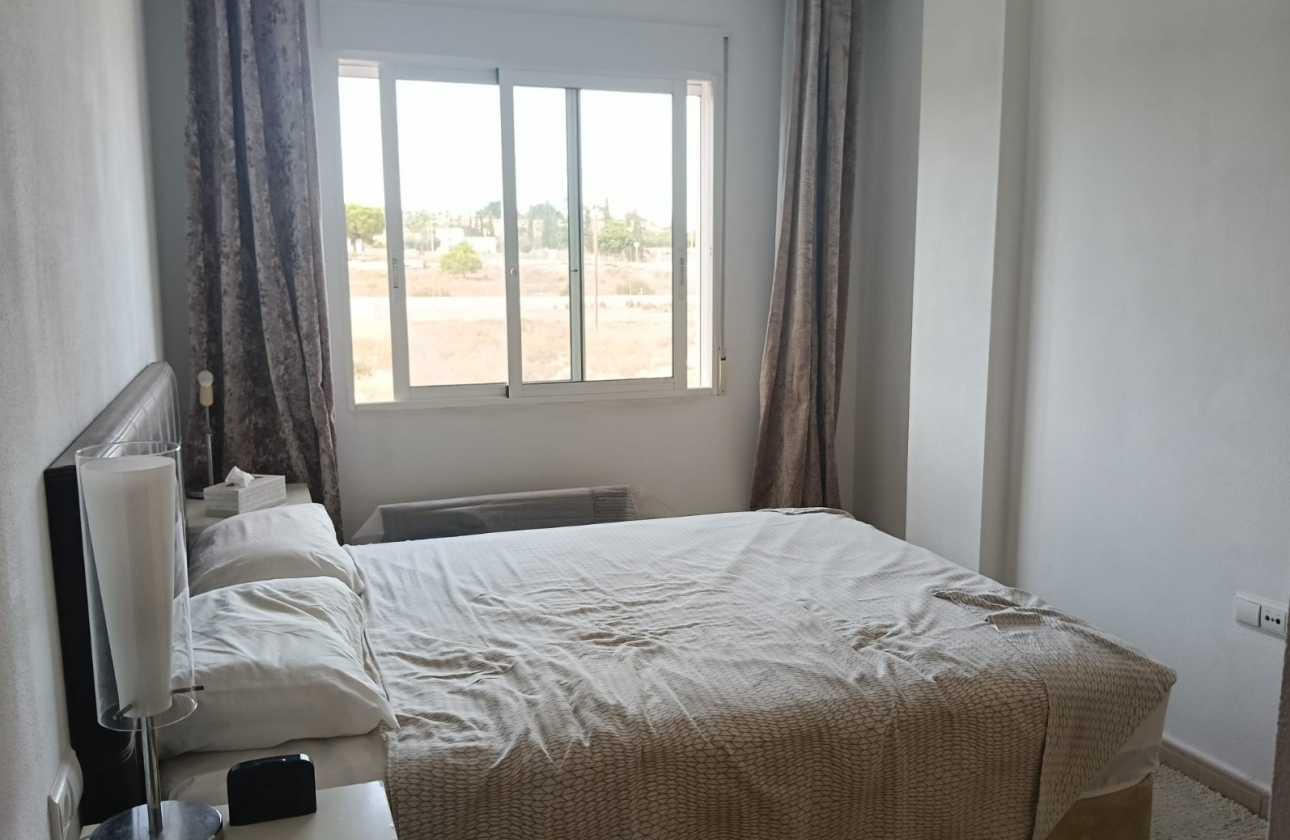 Reventa - Apartment - Los Montesinos - Urbanizacion montesol