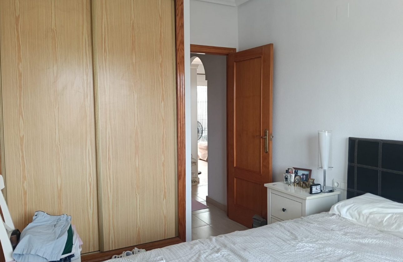 Reventa - Apartment - Los Montesinos - Urbanizacion montesol