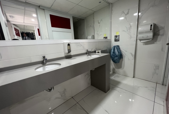 Reventa - Commercial Unit - Torrevieja - Costa Blanca Sur