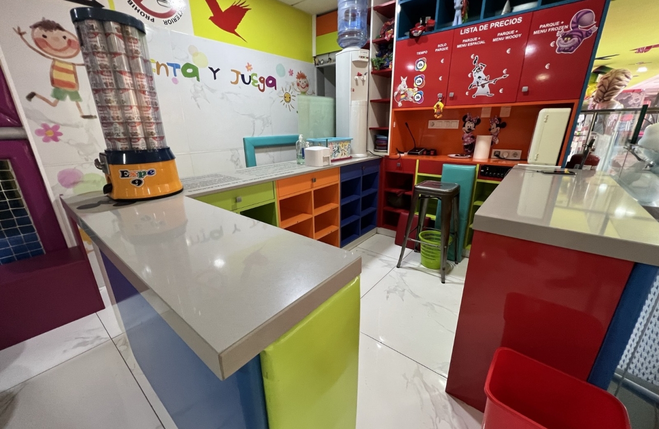 Reventa - Commercial Unit - Torrevieja - Costa Blanca Sur