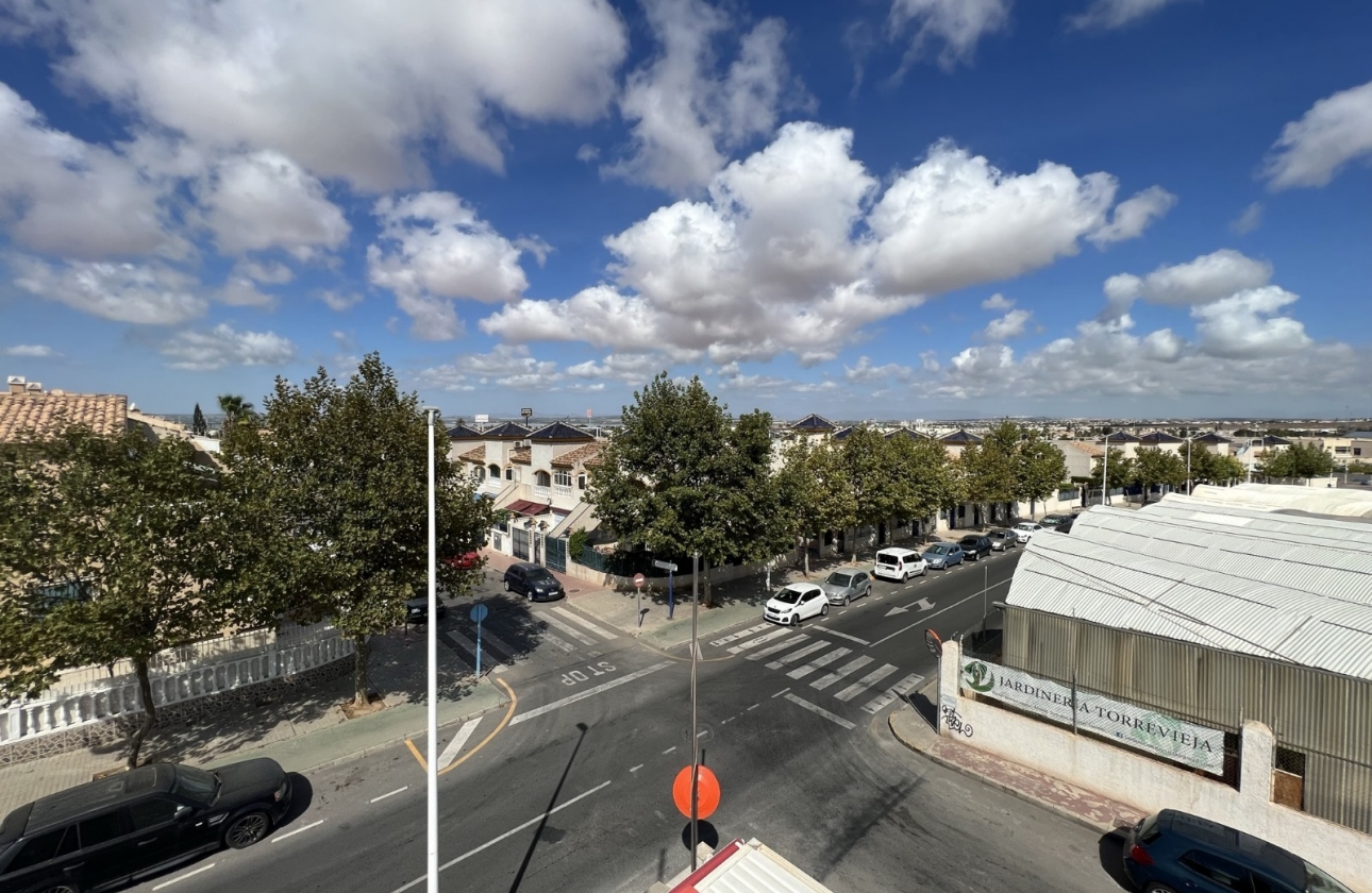 Reventa - Commercial Unit - Torrevieja - Costa Blanca Sur
