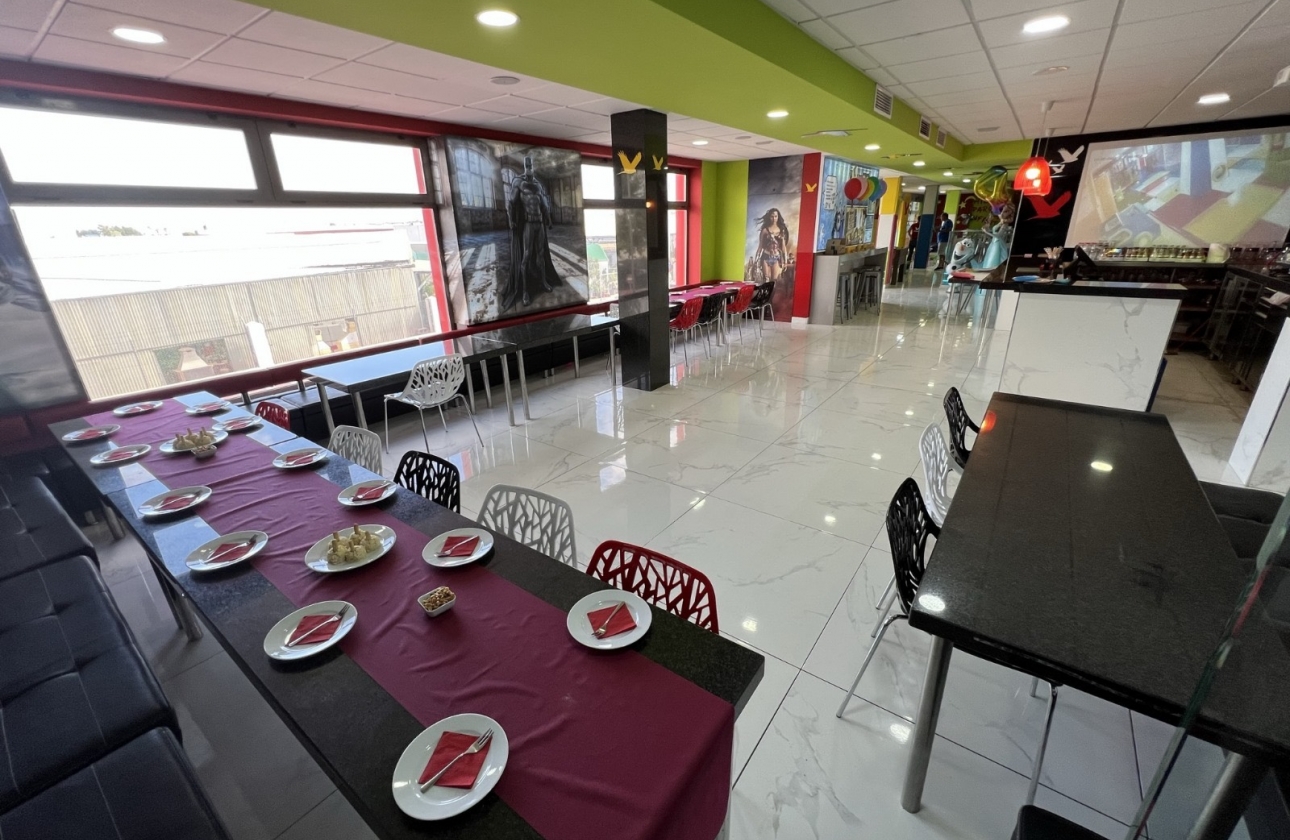 Reventa - Commercial Unit - Torrevieja - Costa Blanca Sur