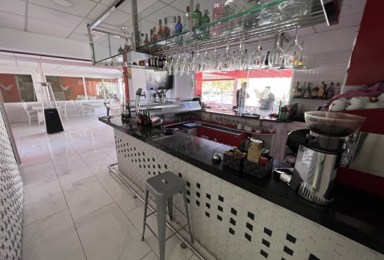 Reventa - Commercial Unit - Torrevieja - Costa Blanca Sur