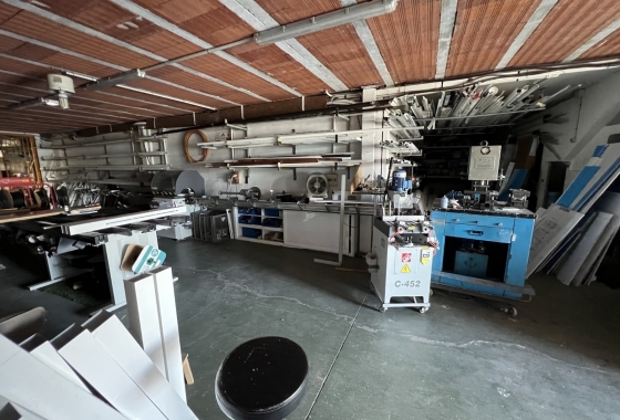 Reventa - Commercial Unit - Torrevieja - Costa Blanca Sur