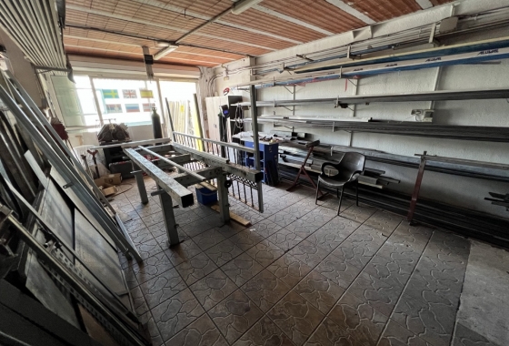 Reventa - Commercial Unit - Torrevieja - Costa Blanca Sur