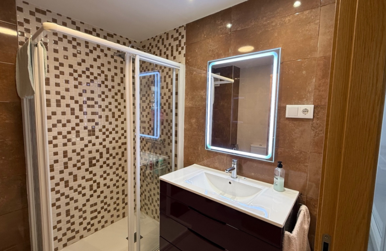 Resale - Apartment - Torrevieja - Costa Blanca Sur