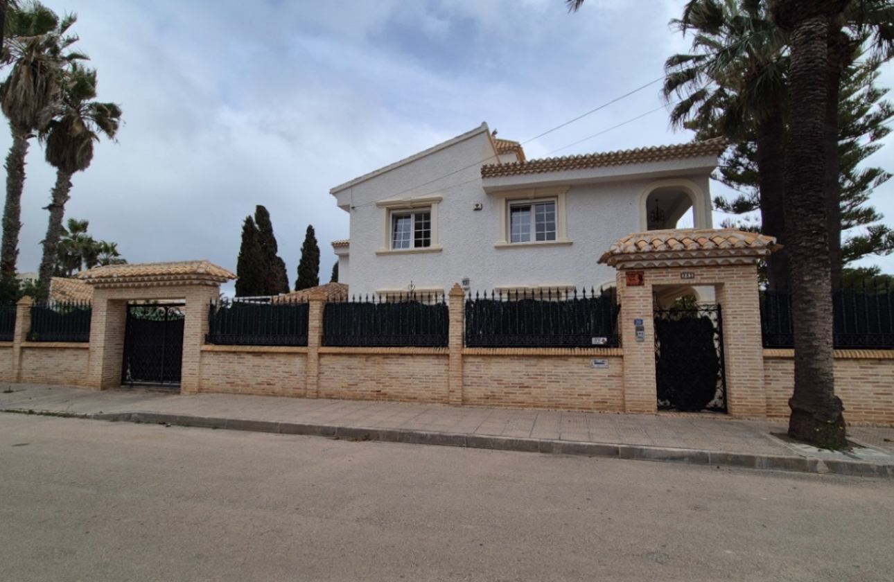 Reventa - Villa - Orihuela - Costa Blanca Sur