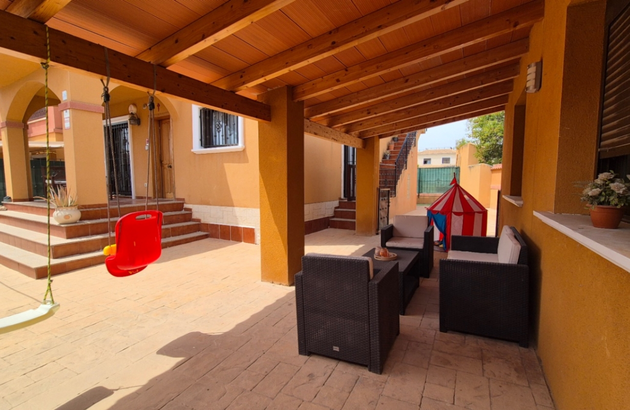 Resale - Villa - Torrevieja - Costa Blanca Sur