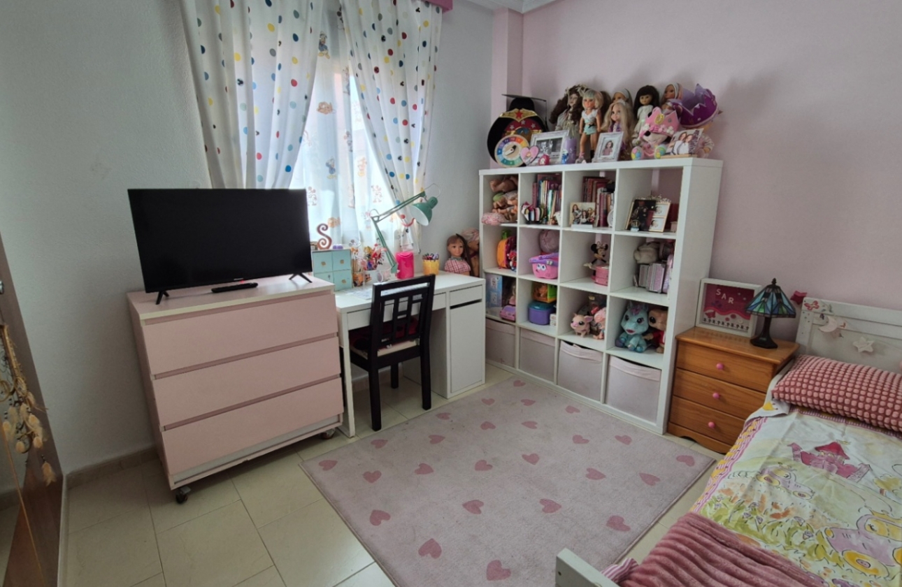Resale - Villa - Torrevieja - Costa Blanca Sur