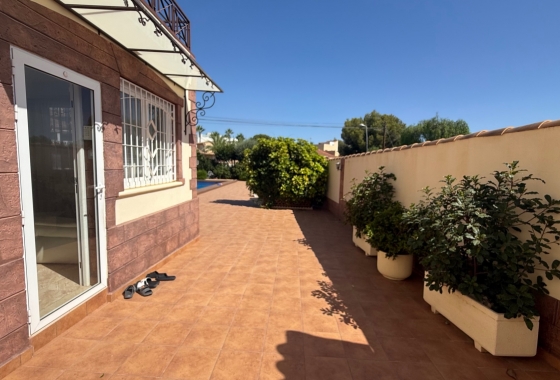 Resale - Villa - Torrevieja - Costa Blanca Sur
