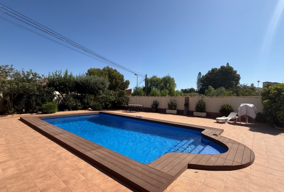Resale - Villa - Torrevieja - Costa Blanca Sur