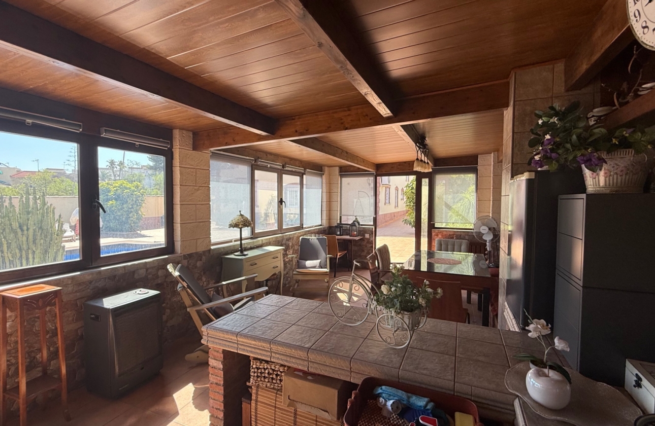 Resale - Villa - Torrevieja - Costa Blanca Sur