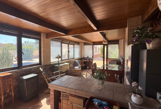 Resale - Villa - Torrevieja - Costa Blanca Sur