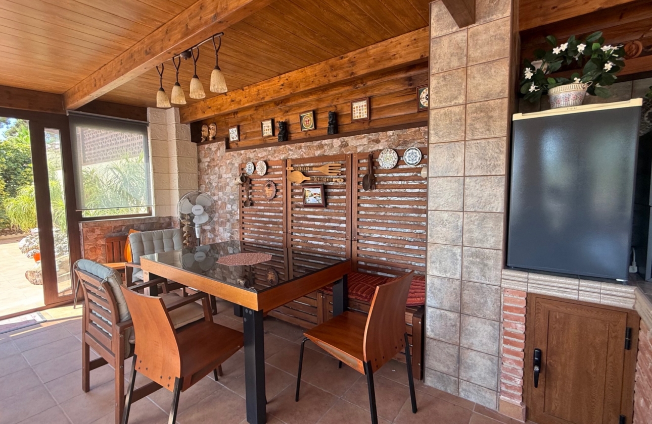 Resale - Villa - Torrevieja - Costa Blanca Sur