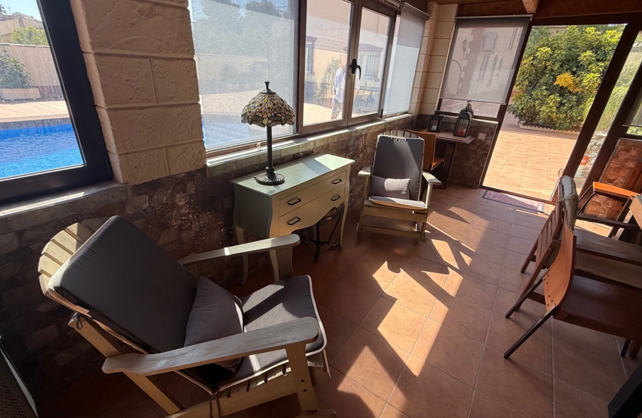 Resale - Villa - Torrevieja - Costa Blanca Sur