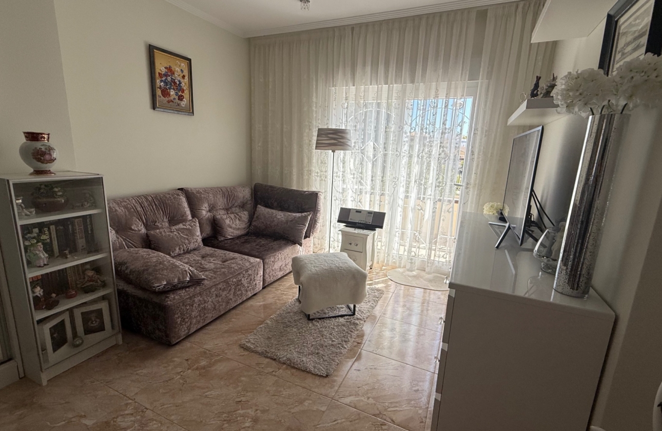 Resale - Villa - Torrevieja - Costa Blanca Sur