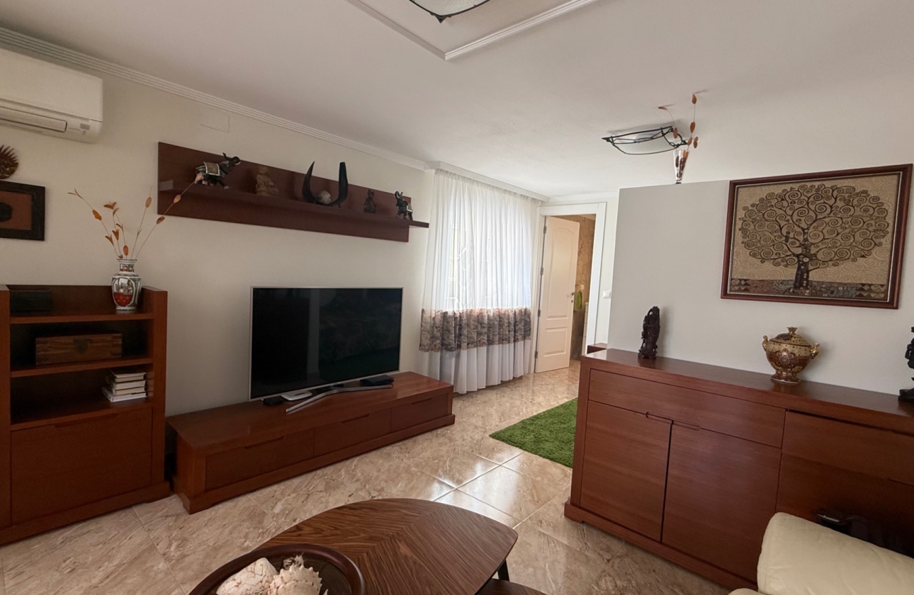 Resale - Villa - Torrevieja - Costa Blanca Sur