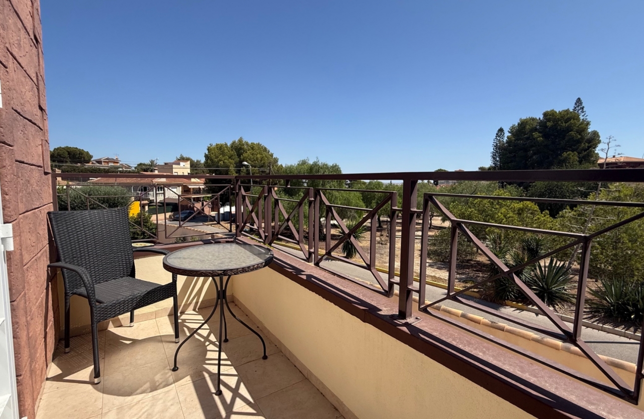 Resale - Villa - Torrevieja - Costa Blanca Sur
