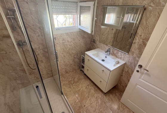 Resale - Villa - Torrevieja - Costa Blanca Sur