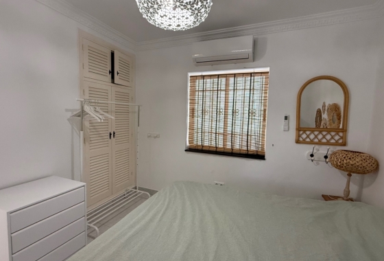 Resale - Villa - Torrevieja - Costa Blanca Sur