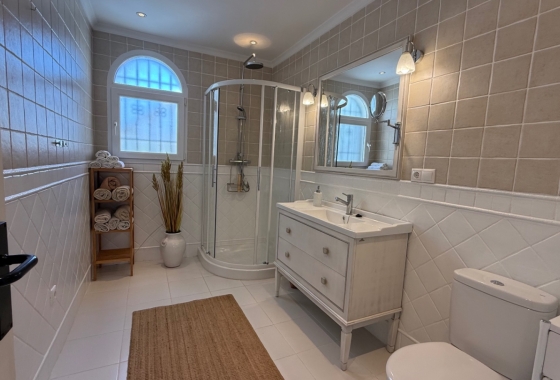 Resale - Villa - Torrevieja - Costa Blanca Sur