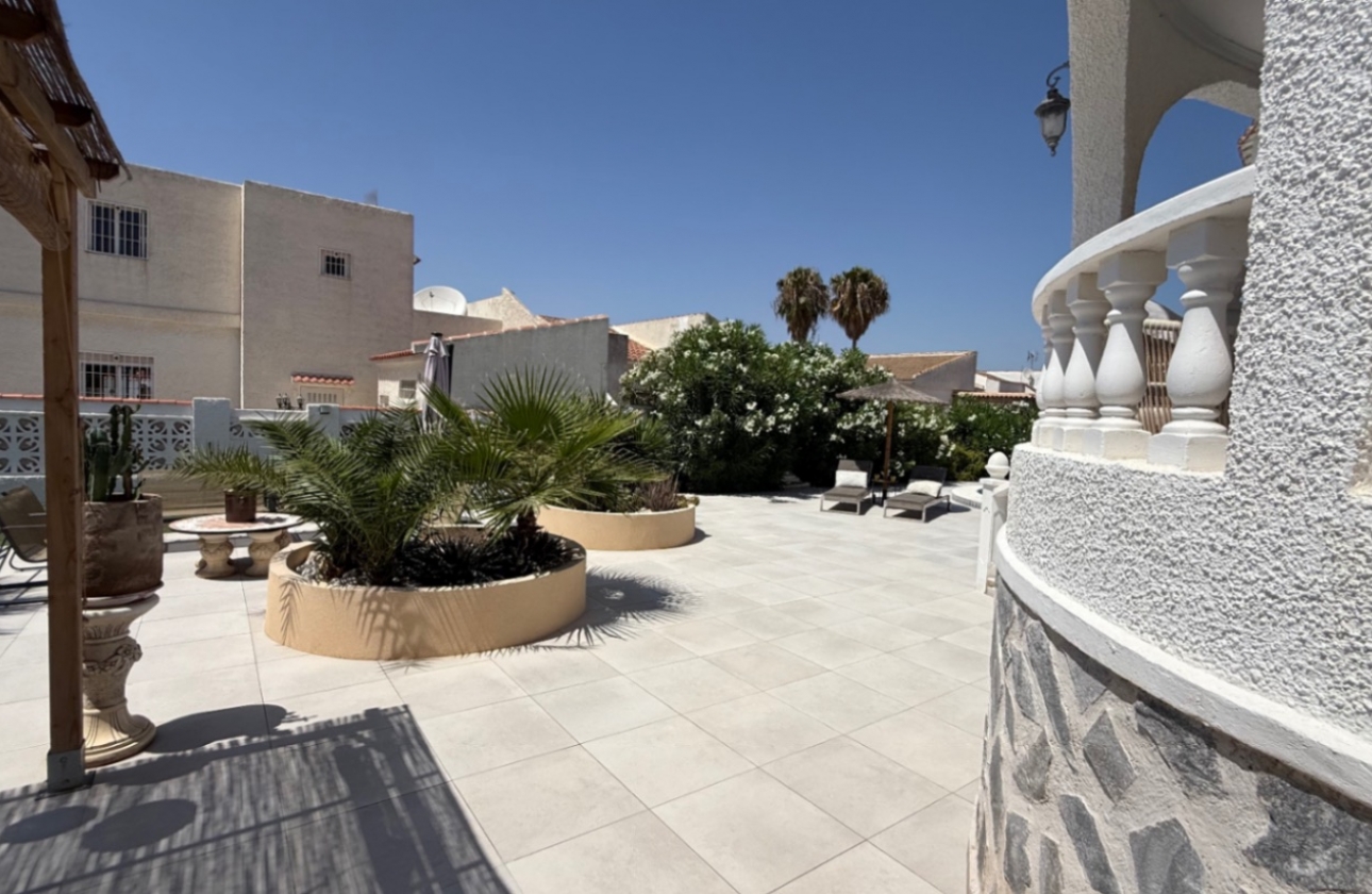 Resale - Villa - Torrevieja - Costa Blanca Sur