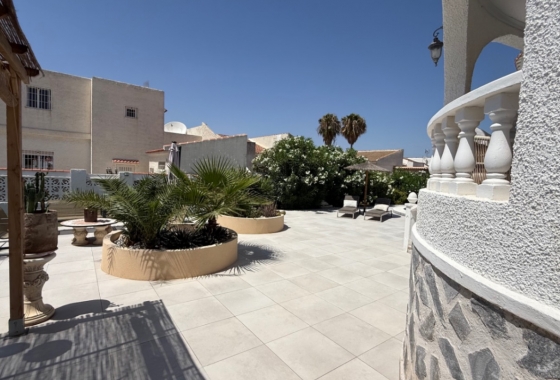 Resale - Villa - Torrevieja - Costa Blanca Sur
