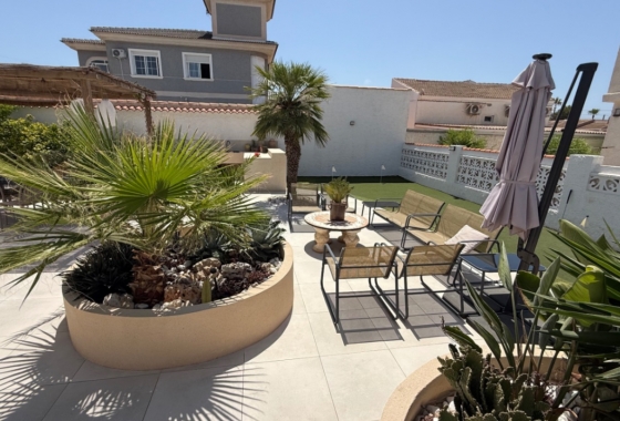 Resale - Villa - Torrevieja - Costa Blanca Sur