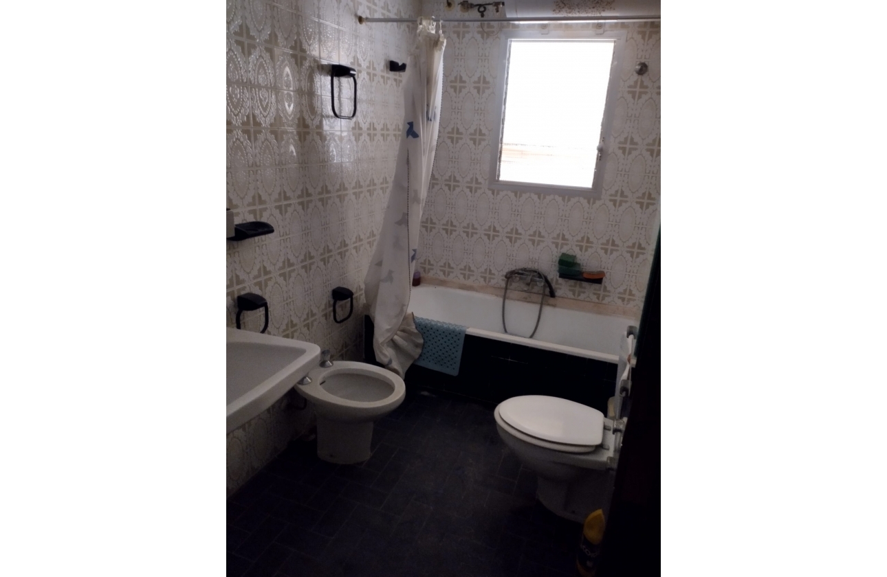 Reventa - Commercial Unit - Torrevieja - Costa Blanca Sur