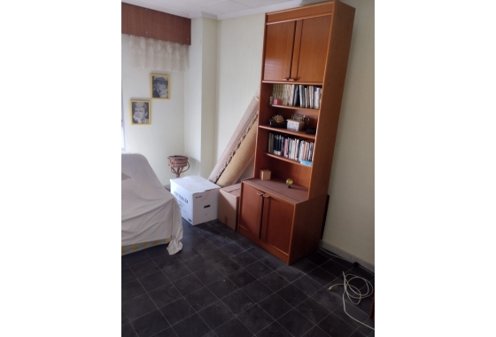 Reventa - Commercial Unit - Torrevieja - Costa Blanca Sur