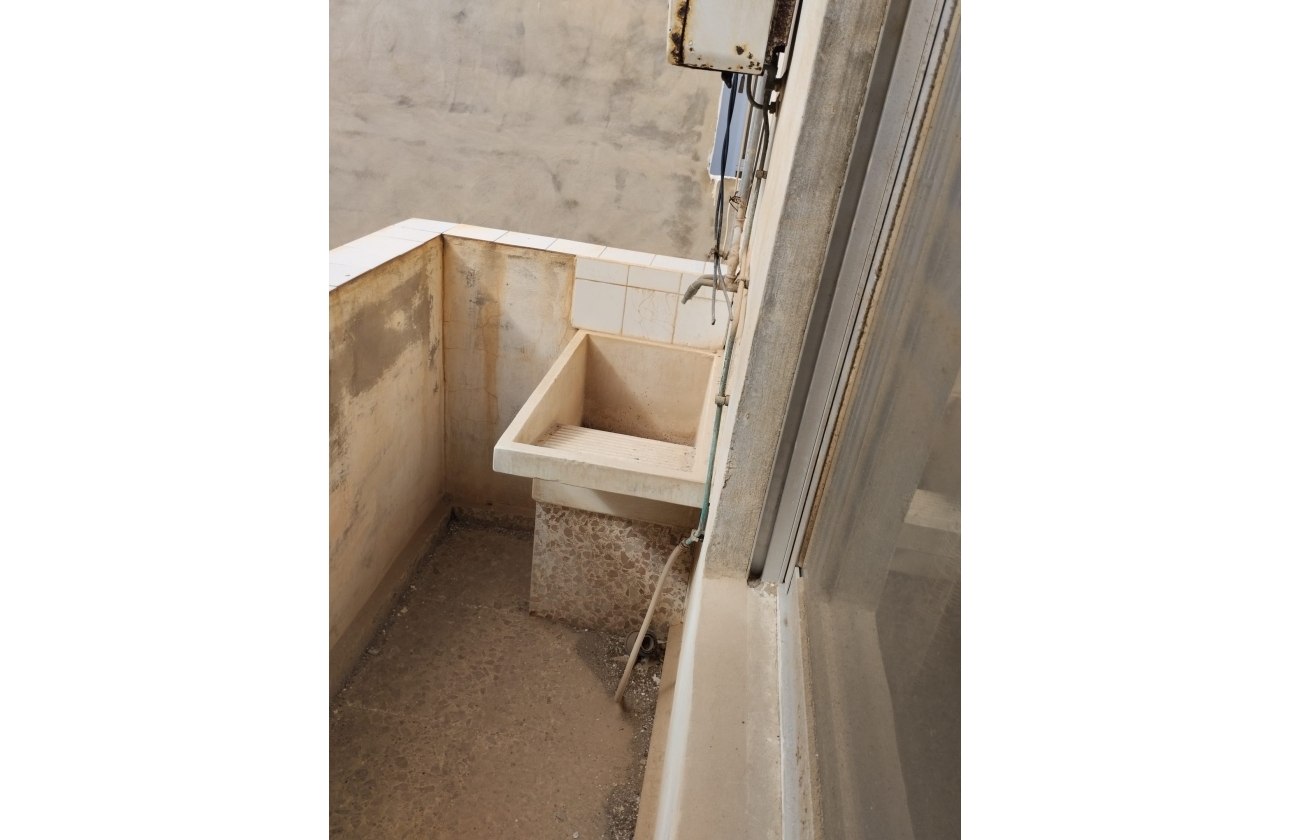 Reventa - Commercial Unit - Torrevieja - Costa Blanca Sur