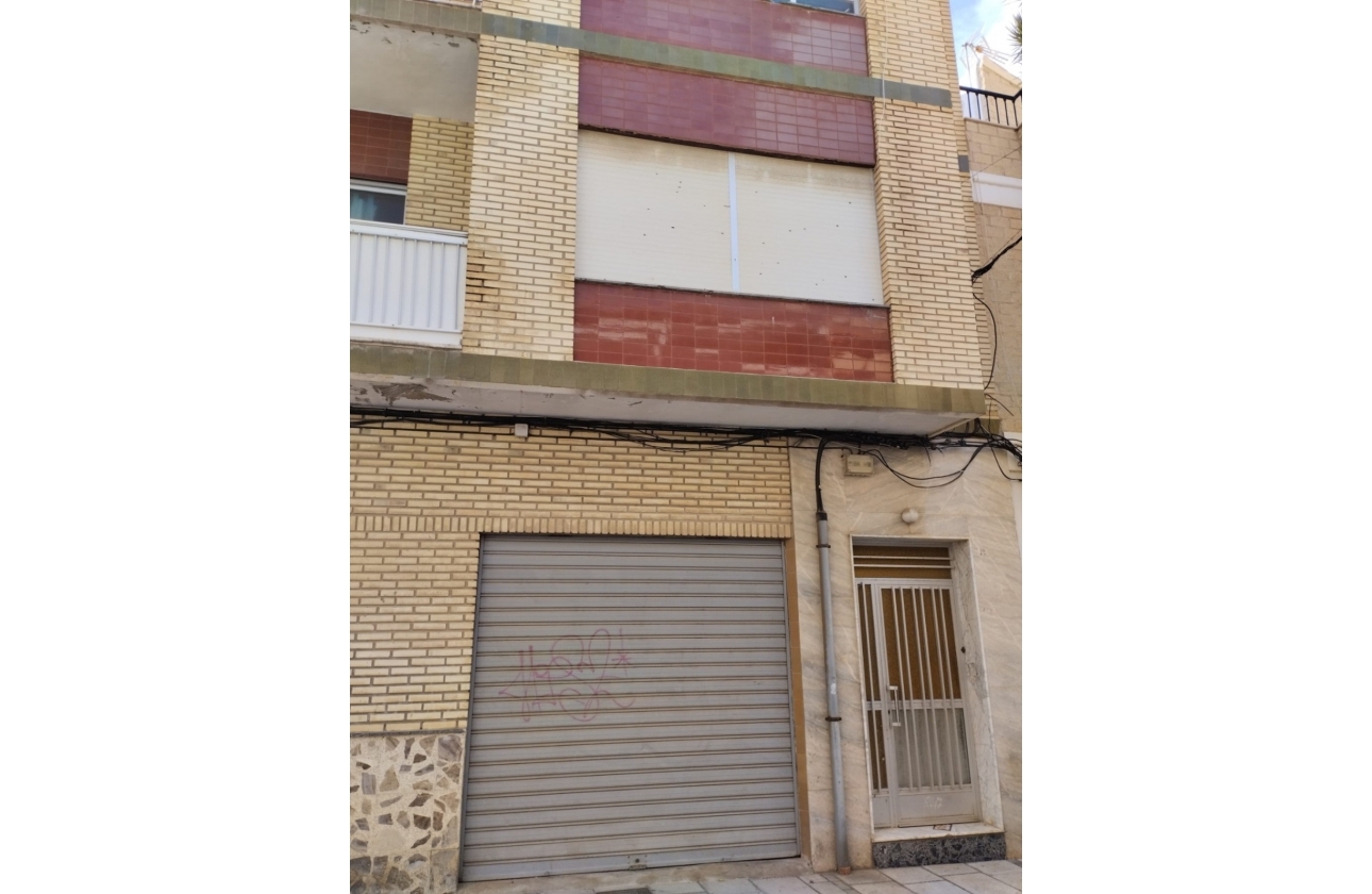 Reventa - Commercial Unit - Torrevieja - Costa Blanca Sur