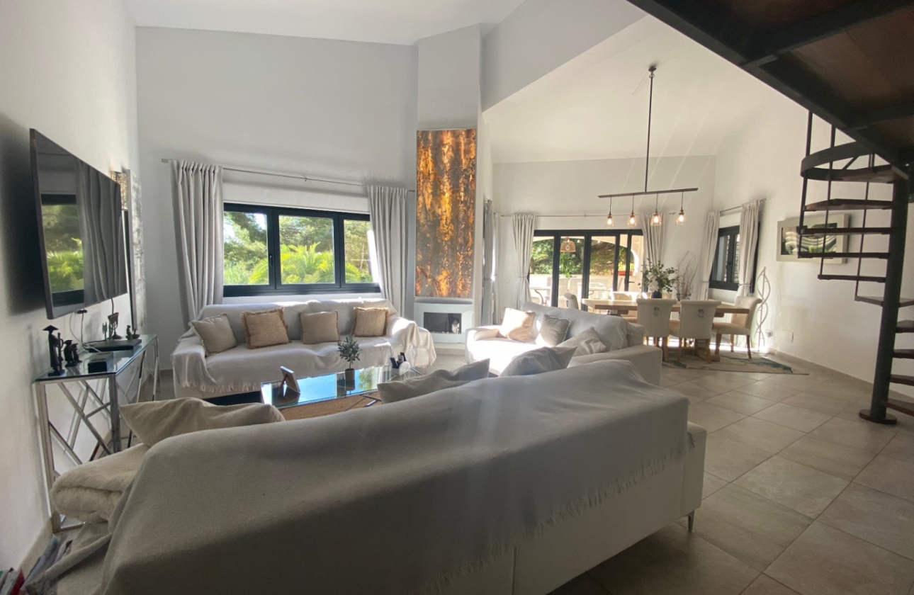 Resale - Villa - Calviá - Mallorca
