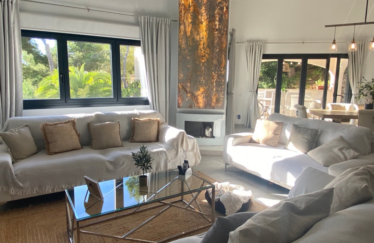 Resale - Villa - Calviá - Mallorca