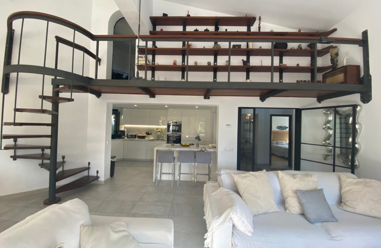 Resale - Villa - Calviá - Mallorca