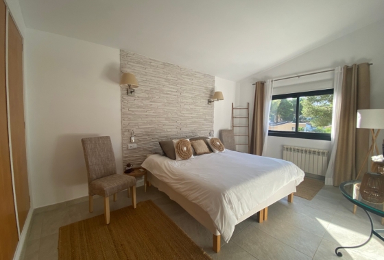 Resale - Villa - Calviá - Mallorca
