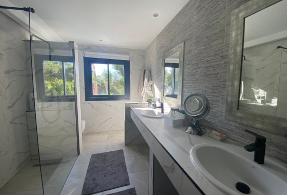 Resale - Villa - Calviá - Mallorca