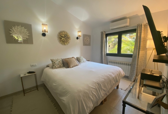 Resale - Villa - Calviá - Mallorca