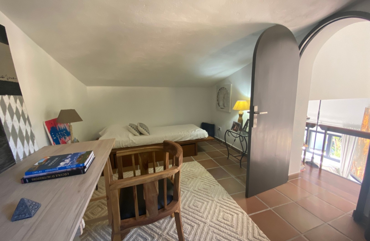 Resale - Villa - Calviá - Mallorca